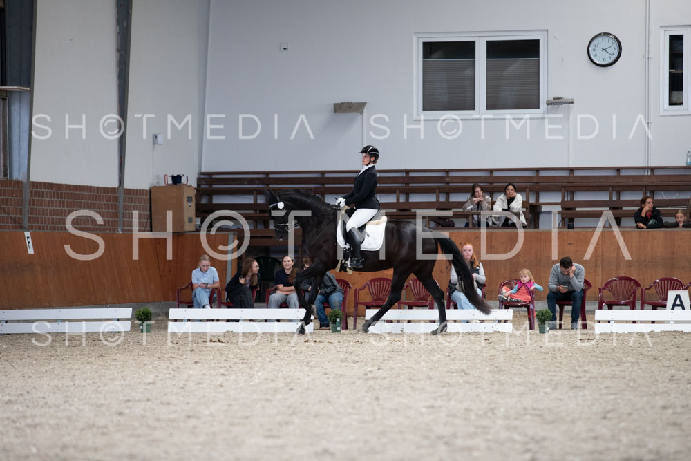 0211-250607-142721-KlasseL182