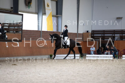 0212-250607-142722-KlasseL182