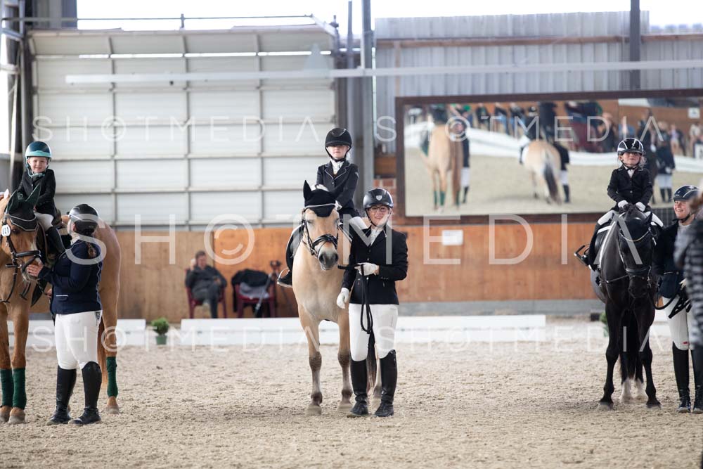 0218-250607-163943-Fuehrzuegel