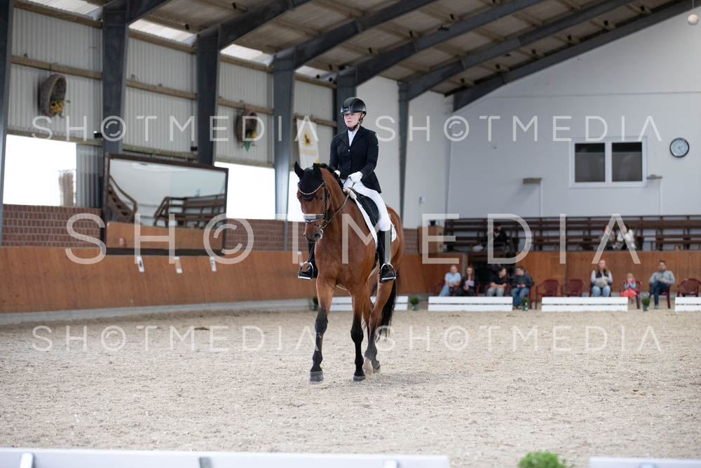 0219-250607-143149-KlasseL182