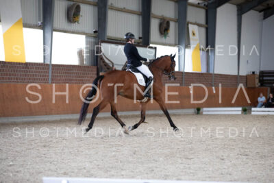 0234-250607-143247-KlasseL182