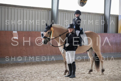 0236-250607-164225-Fuehrzuegel