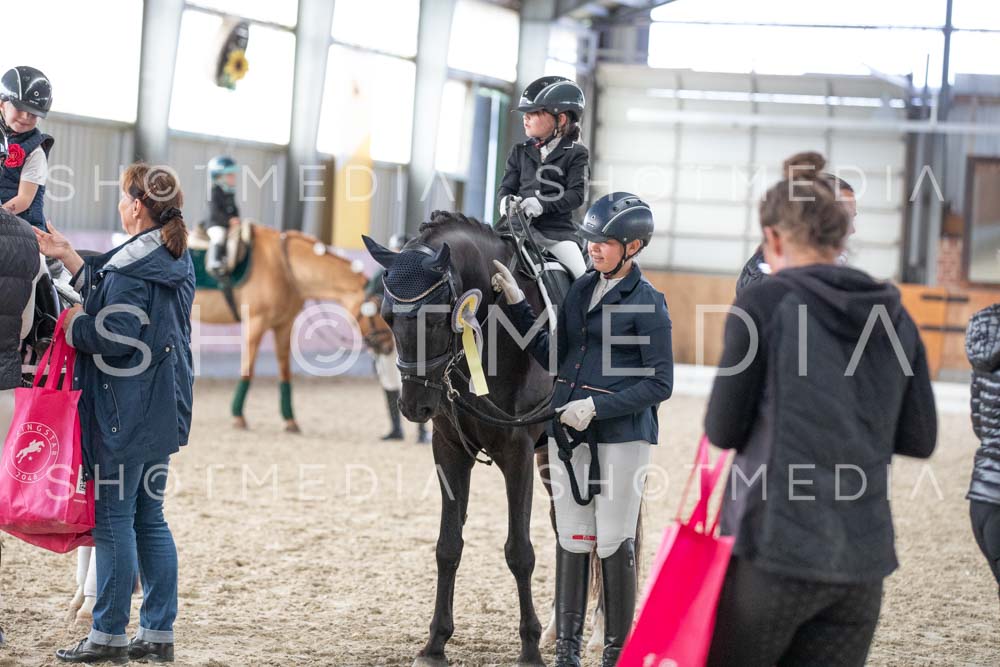 0239-250607-164235-Fuehrzuegel