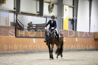 0245-251004-093554-KlasseA-Herbst25