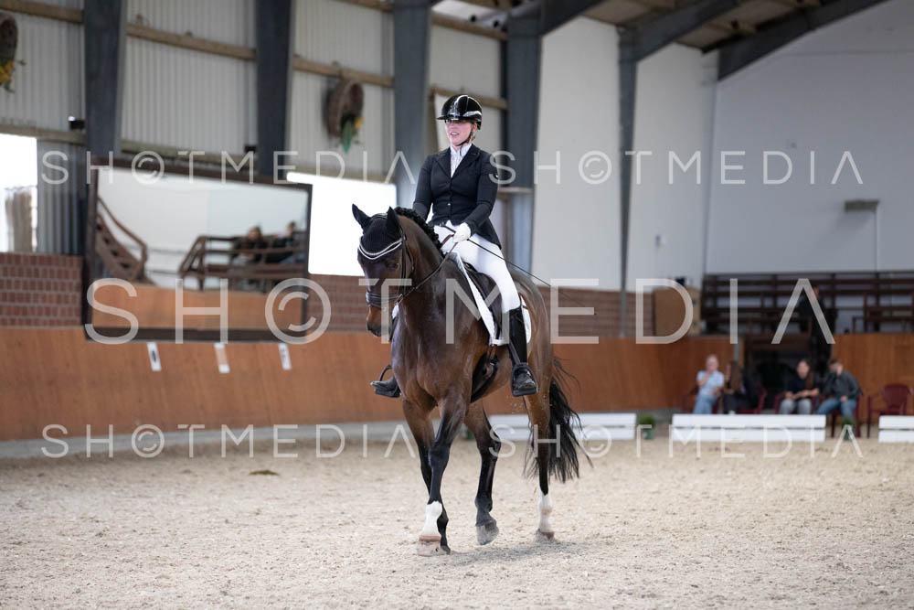 0246-250607-143859-KlasseL182