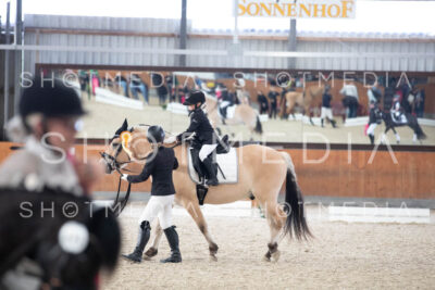 0248-250607-164452-Fuehrzuegel