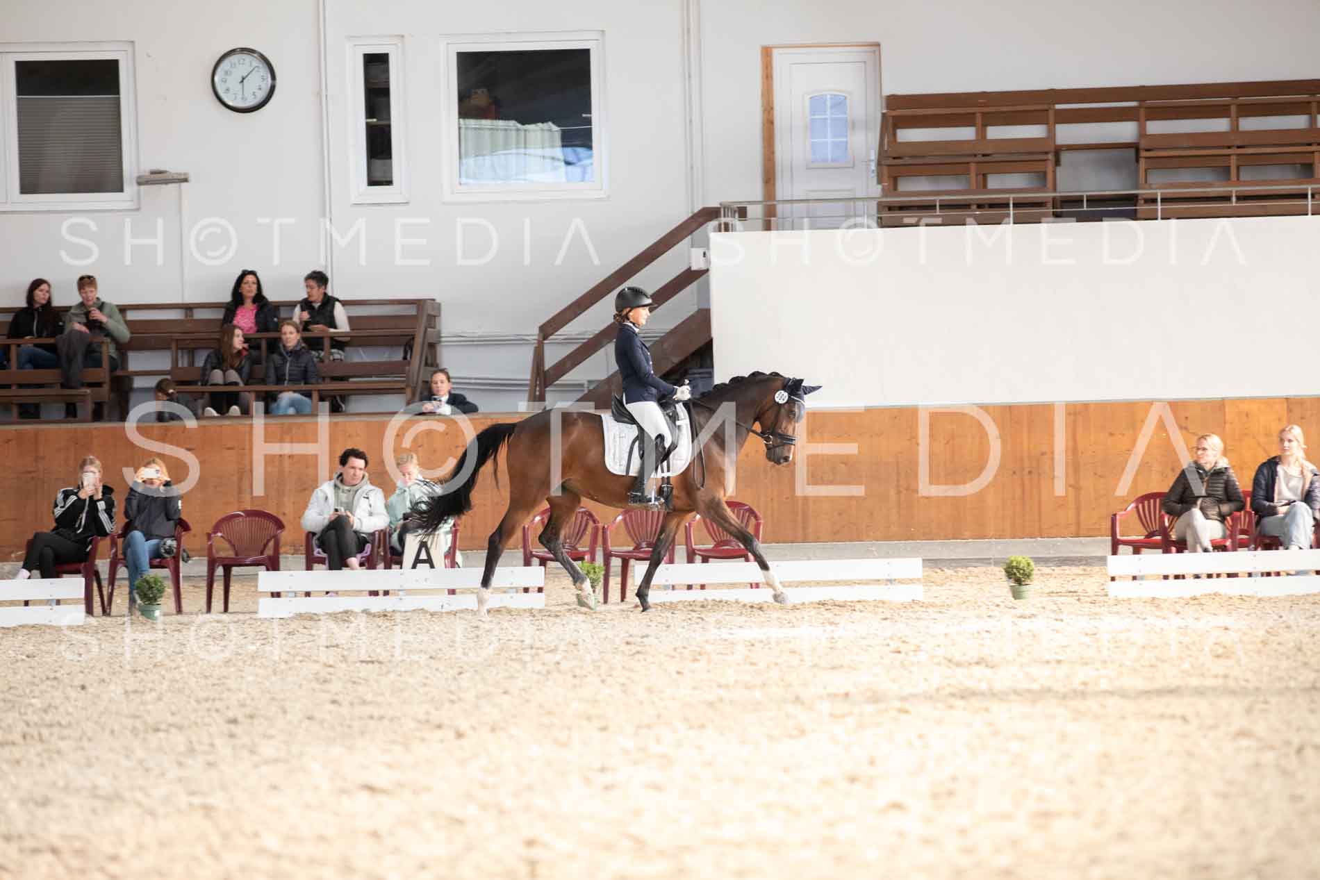 0261-250608-181430-KlasseL172