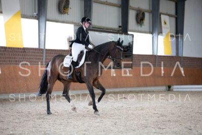 0264-250607-144134-KlasseL182