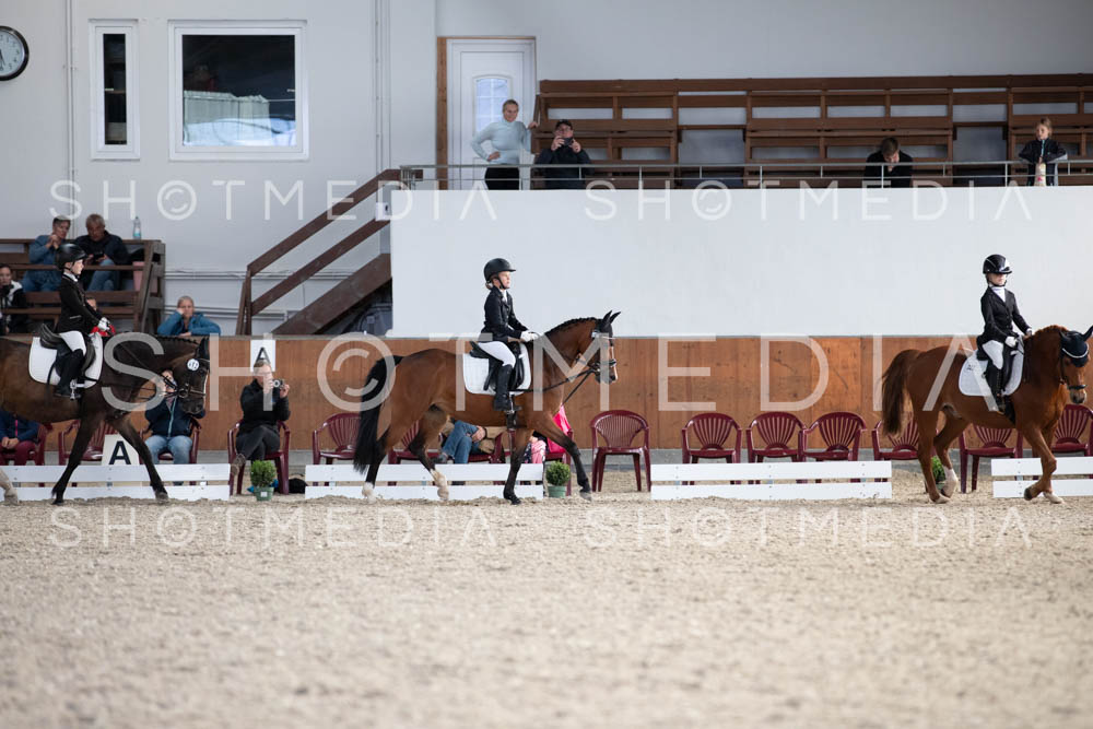 0270-250607-173618-DressurreiterWB