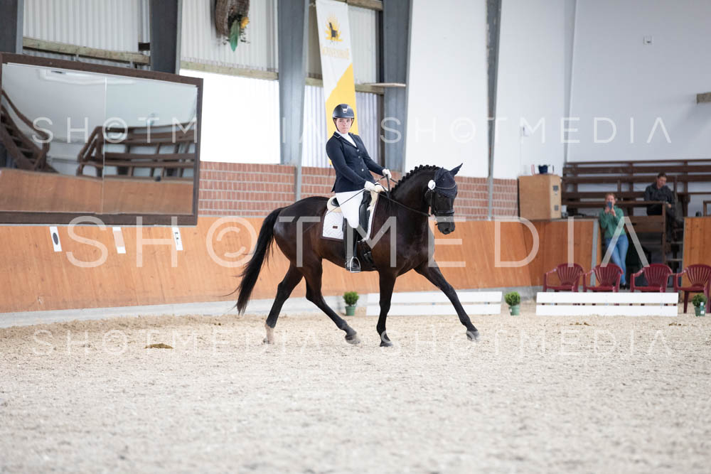 0277-250607-144610-KlasseL182