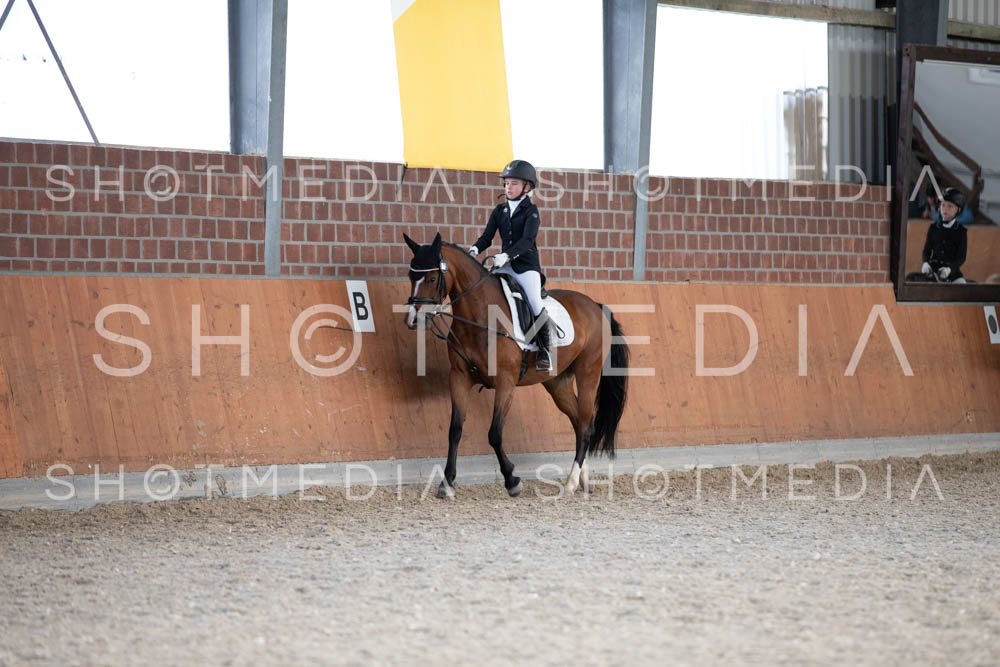 0282-250607-173813-DressurreiterWB