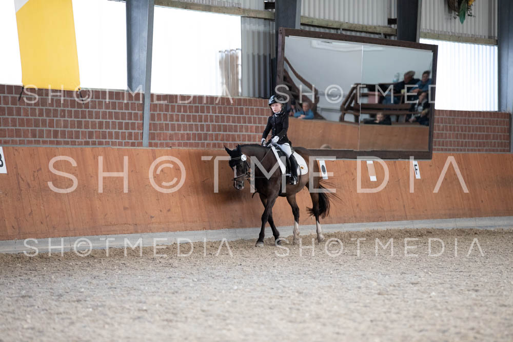 0283-250607-173815-DressurreiterWB