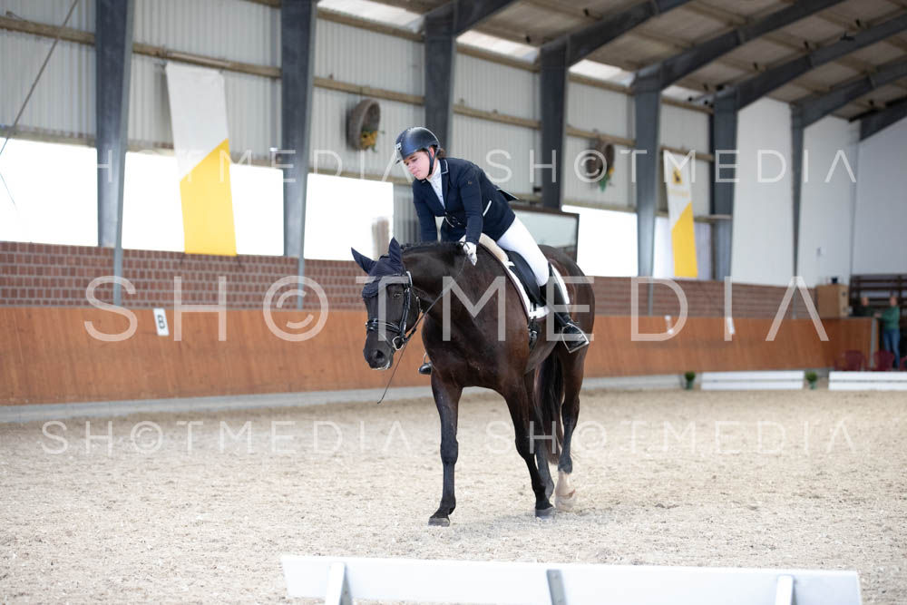 0303-250607-144950-KlasseL182