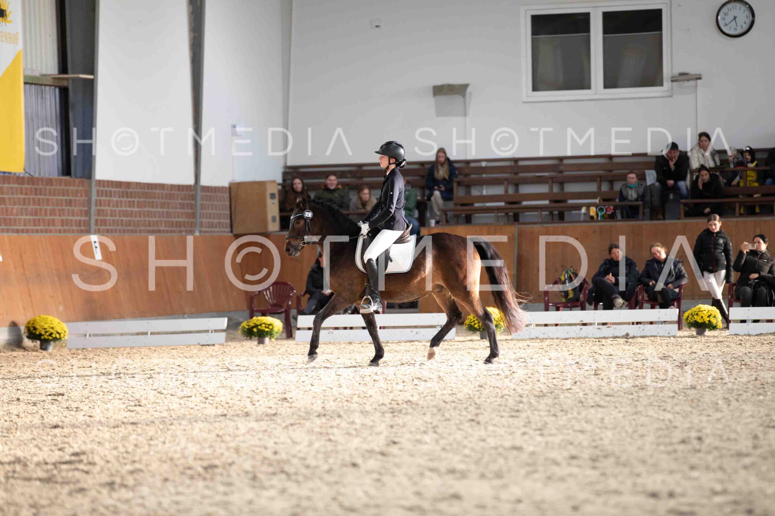 0306-174713-KlasseE-Herbst25