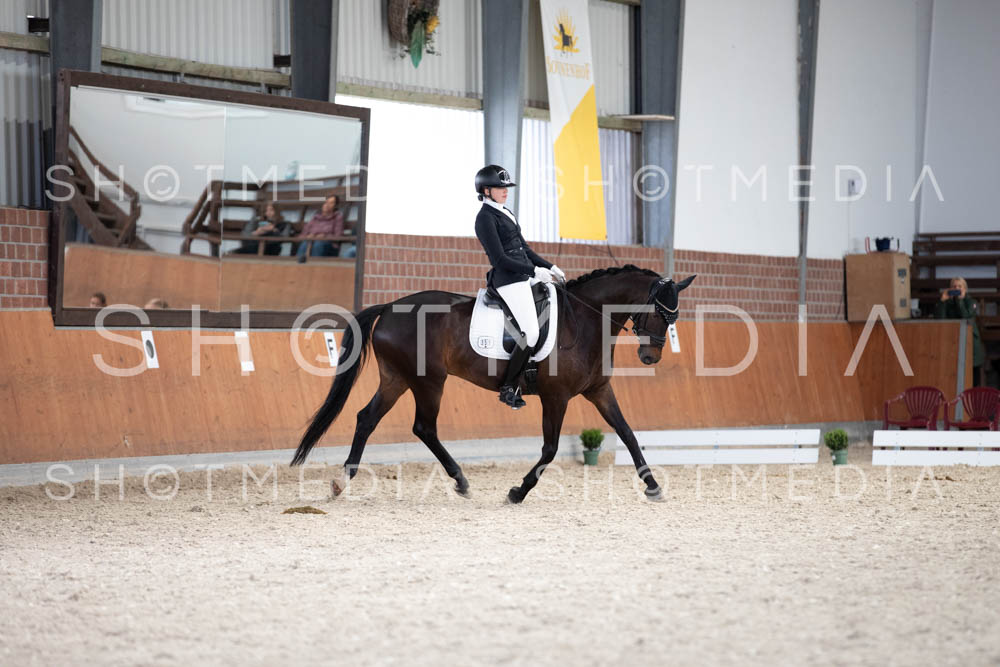 0309-250607-145158-KlasseL182