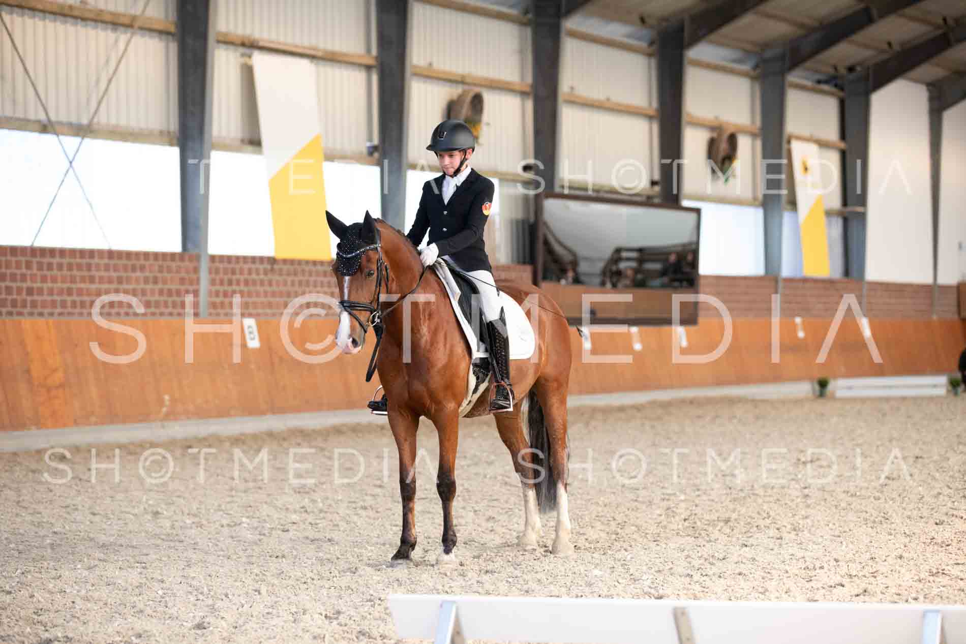 0315-250608-183129-KlasseL172