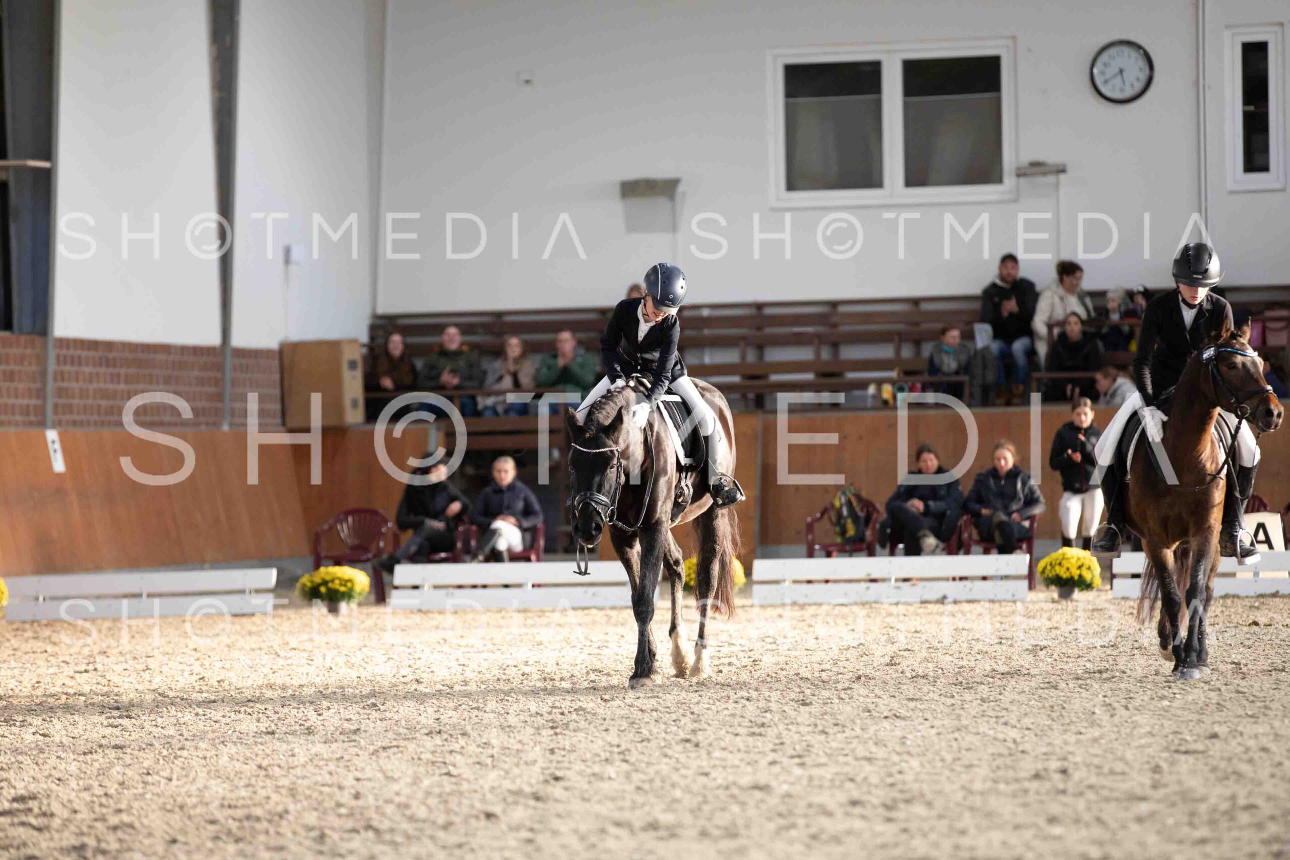 0326-174824-KlasseE-Herbst25