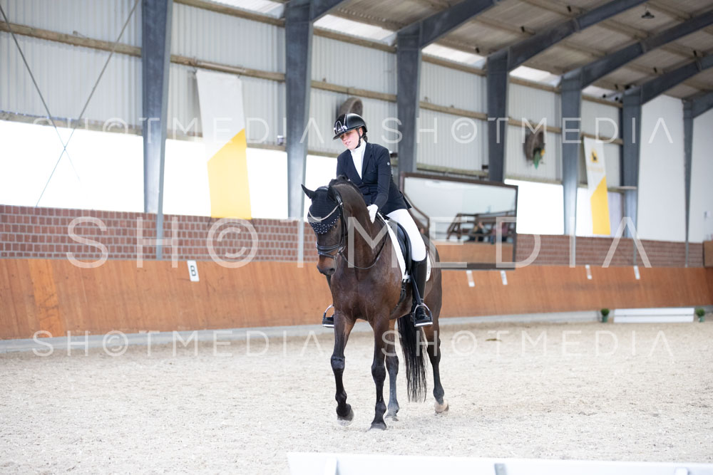 0330-250607-145614-KlasseL182