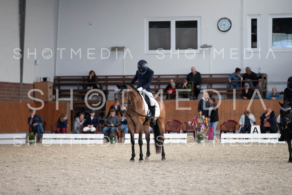 0330-250607-175050-DressurreiterWB