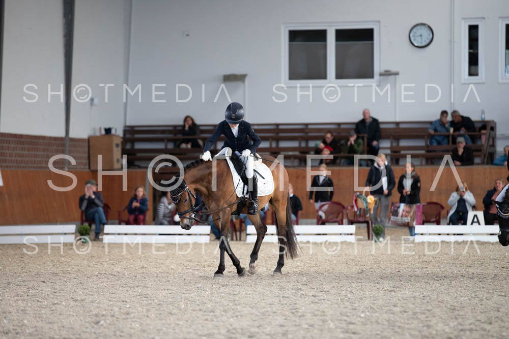 0333-250607-175055-DressurreiterWB