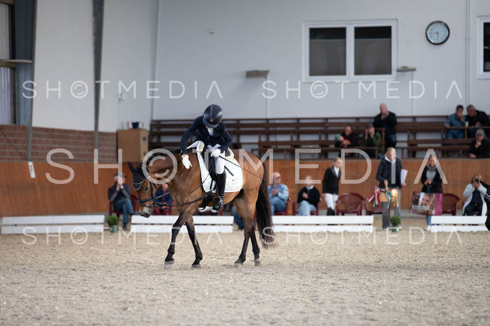 0337-250607-175056-DressurreiterWB