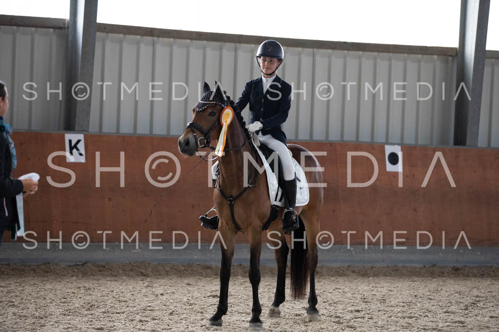 0347-250607-180358-DressurreiterWB