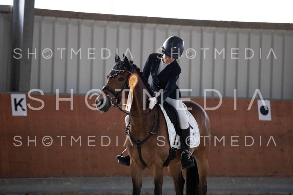 0348-250607-180400-DressurreiterWB