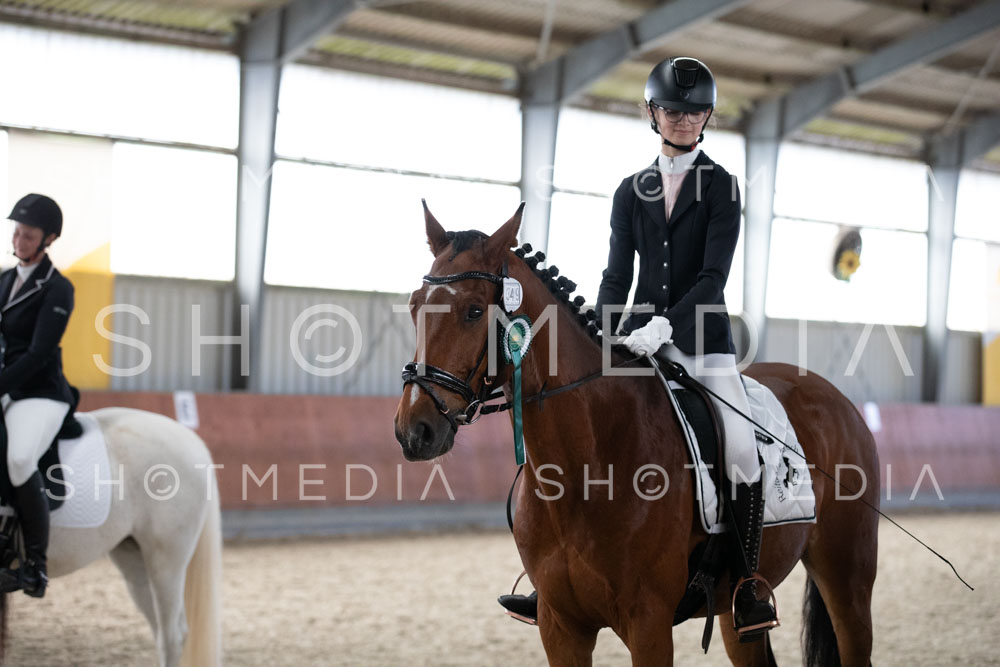 0356-250607-180539-DressurreiterWB