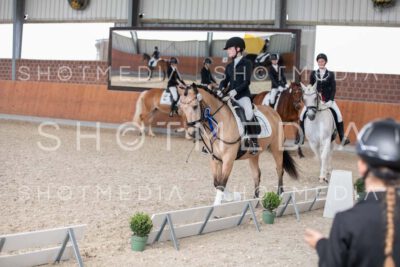 0374-250607-180756-DressurreiterWB