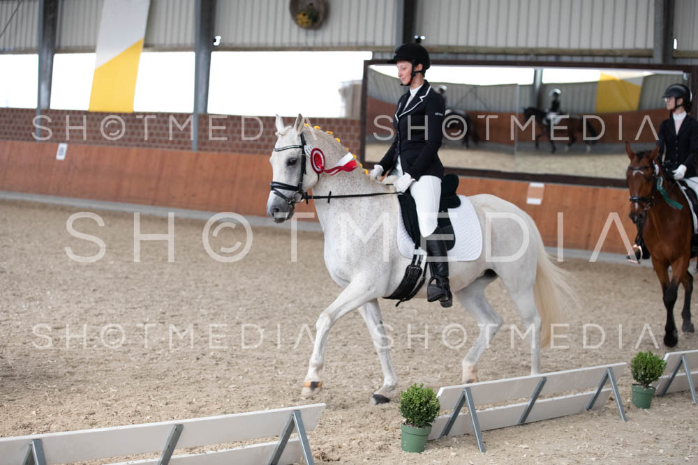 0376-250607-180758-DressurreiterWB