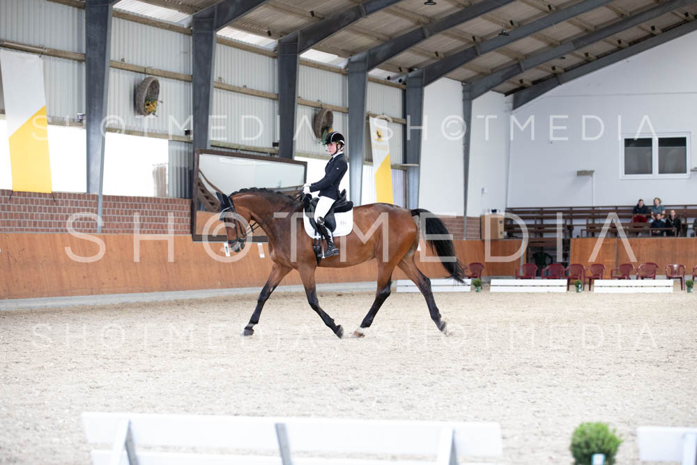 0429-250607-124511-KlasseL181