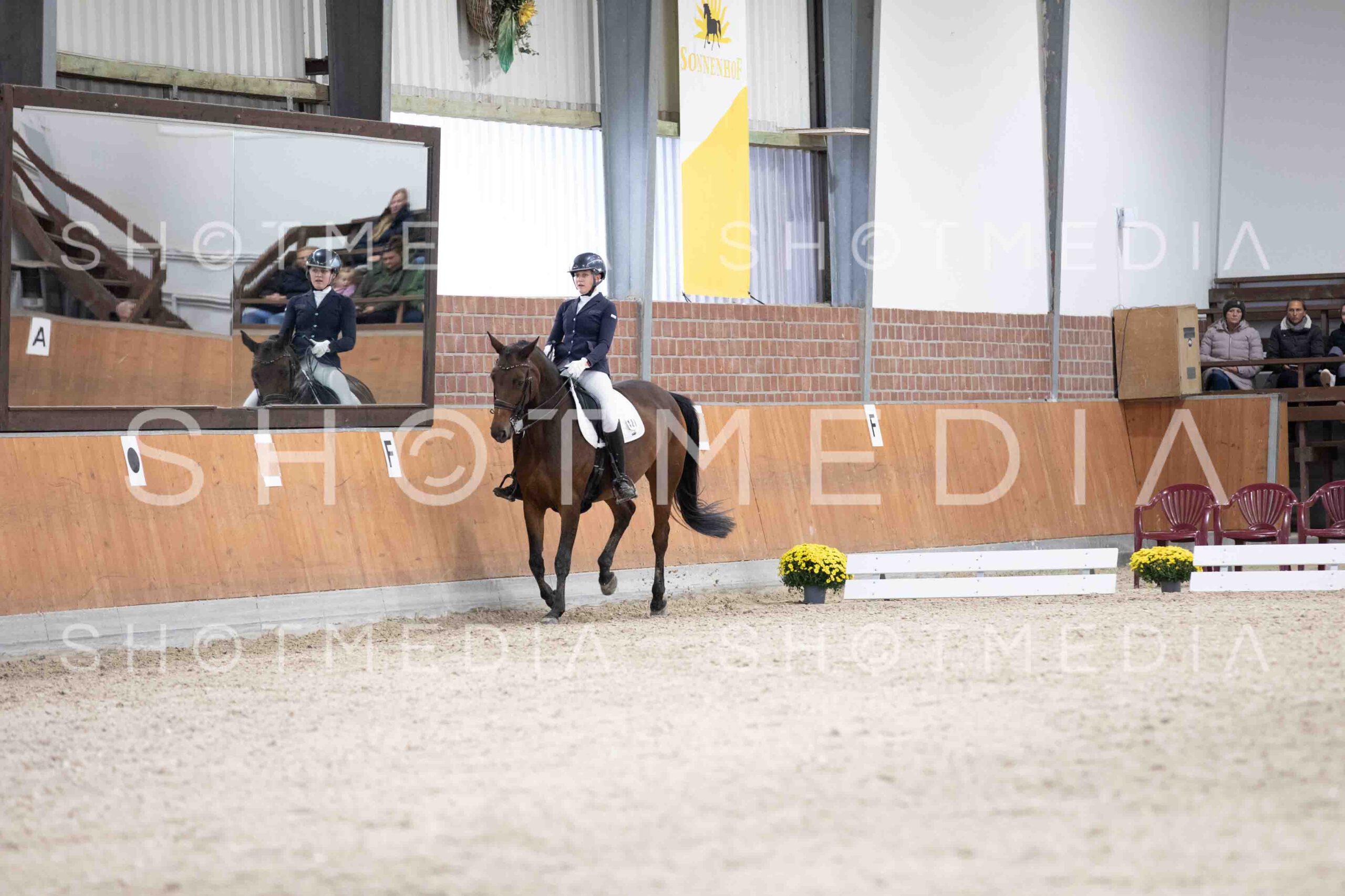 0434-152956-KlasseM-Herbst25