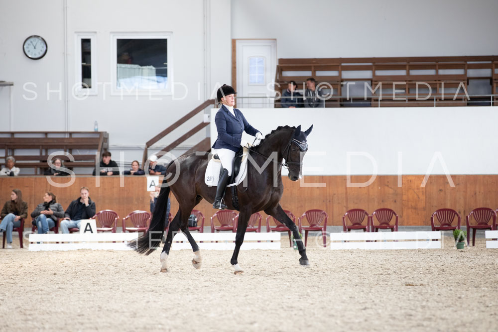 0524-250607-130145-KlasseL181