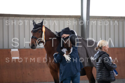 0592-250607-131842-KlasseL181